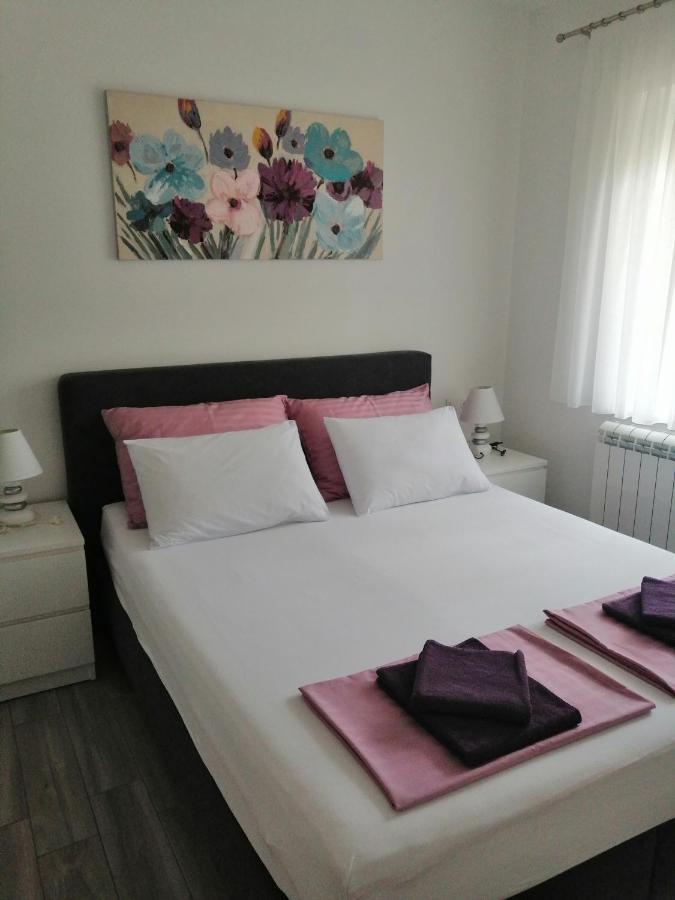 Apartments M&B Sveti Juraj Bagian luar foto